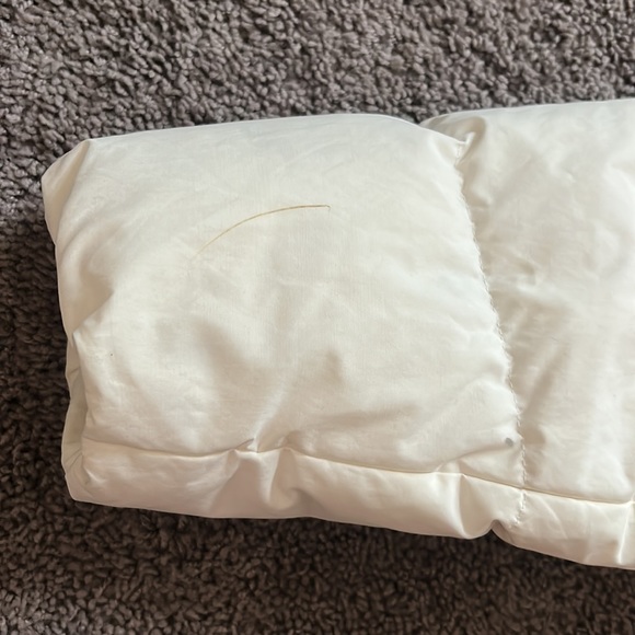 Aritzia The Cloud Puff - Picture 6 of 6